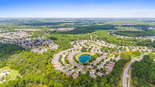 133 DICKENS Drive, Freeport, FL 32439