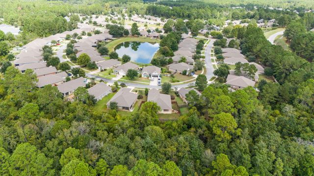 133 DICKENS Drive, Freeport, FL 32439