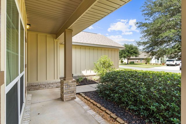 133 DICKENS Drive, Freeport, FL 32439