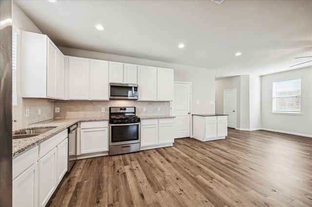 2224 Raider Drive, Conroe, TX 77301