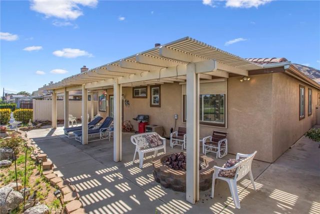 34301 Sherwood, Yucaipa, CA 92399