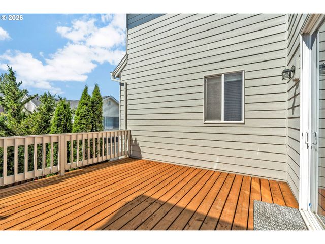 241 Sw 105TH Ter, Portland, OR 97225