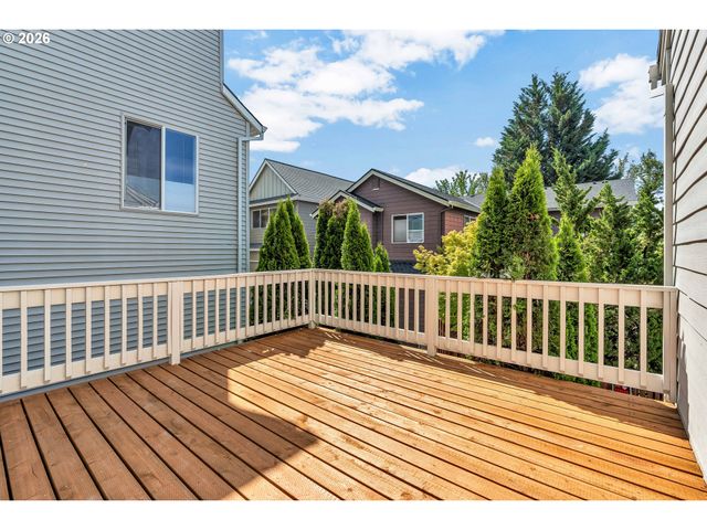 241 Sw 105TH Ter, Portland, OR 97225