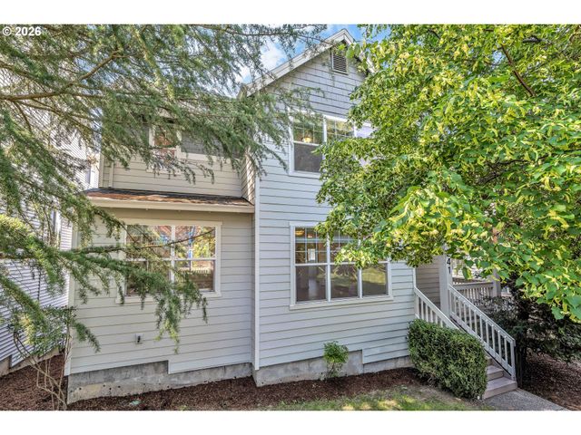 241 Sw 105TH Ter, Portland, OR 97225
