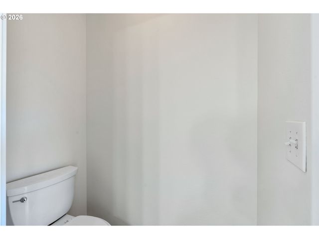 241 Sw 105TH Ter, Portland, OR 97225