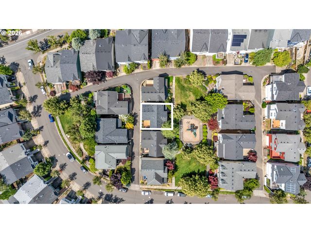 241 Sw 105TH Ter, Portland, OR 97225