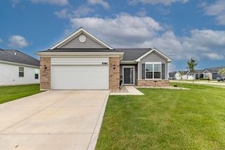 5981 E 116th Avenue, Winfield, IN 46307