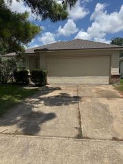 19118 Prairie Bluff Drive, Cypress, TX 77433