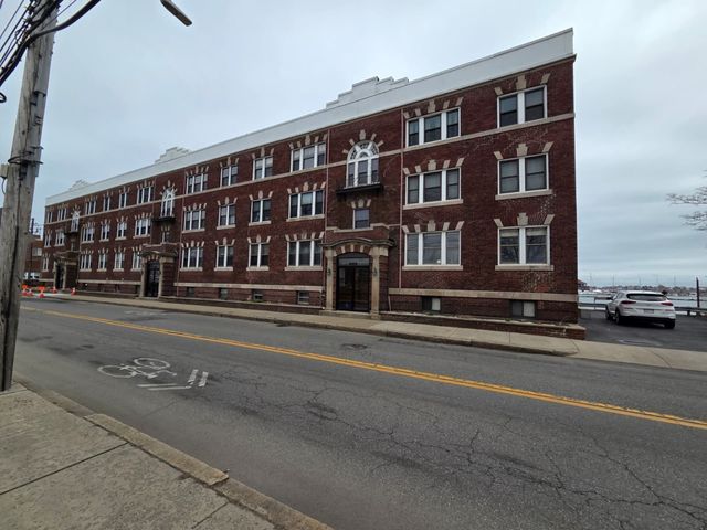 229 Washington Ave 3A, Winthrop, MA 02152