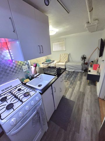 229 Washington Ave 3A, Winthrop, MA 02152