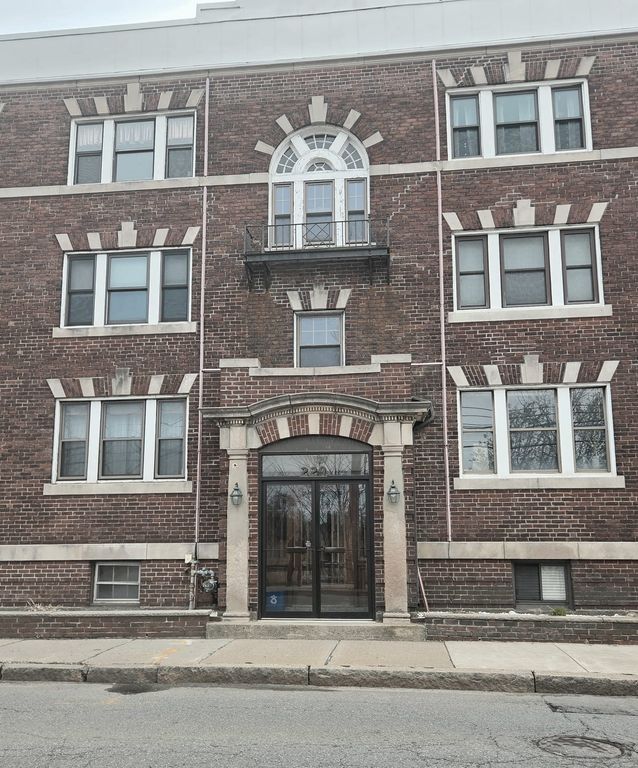 229 Washington Ave 3A, Winthrop, MA 02152