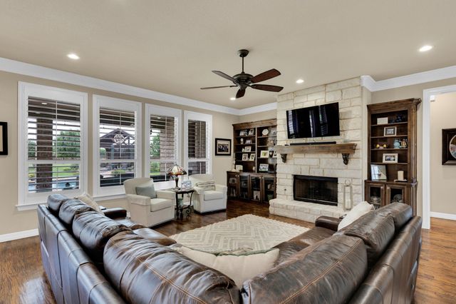 5631 Limestone Lane, Midlothian, TX 76065