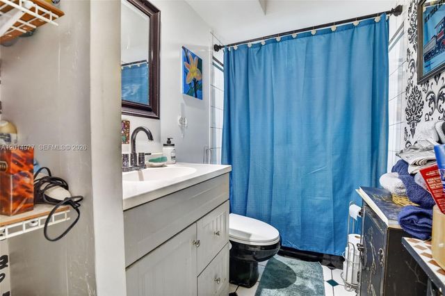 9131 NW 31st Pl, Sunrise, FL 33351