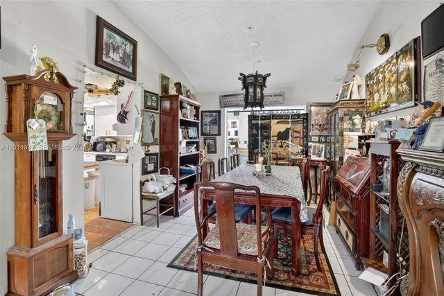 9131 NW 31st Pl, Sunrise, FL 33351