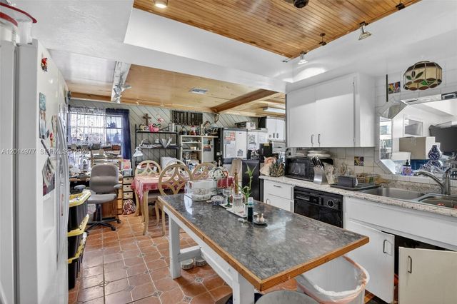 9131 NW 31st Pl, Sunrise, FL 33351