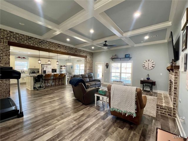 11958 Glen Ridge, Moundville, AL 35474