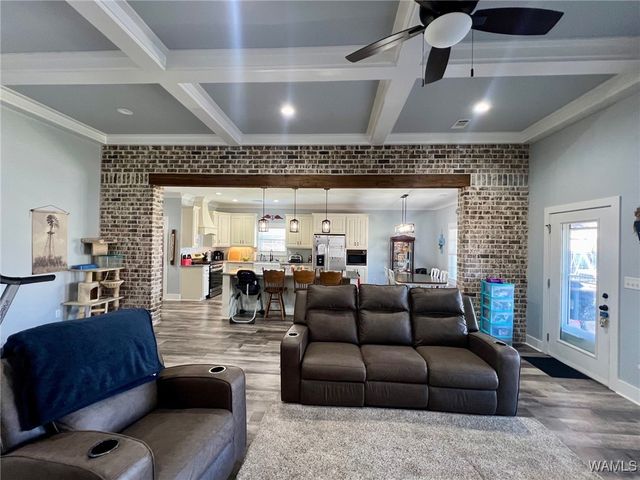 11958 Glen Ridge, Moundville, AL 35474