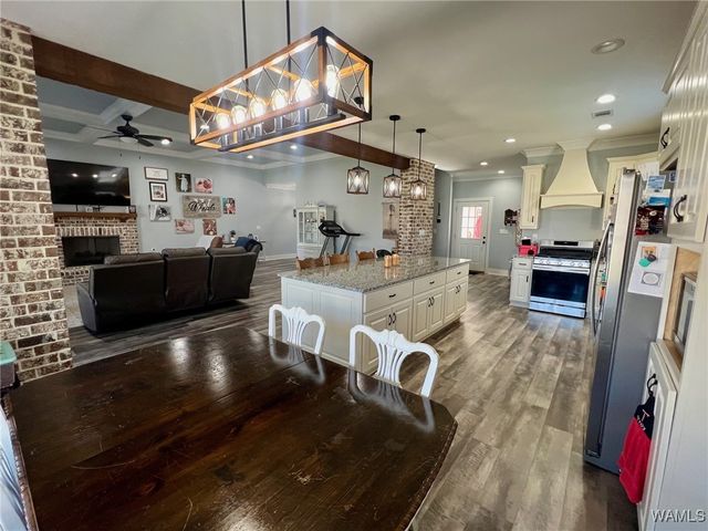 11958 Glen Ridge, Moundville, AL 35474