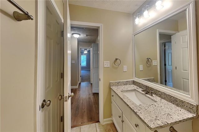 211 Mill Pointe Drive, Dallas, GA 30157