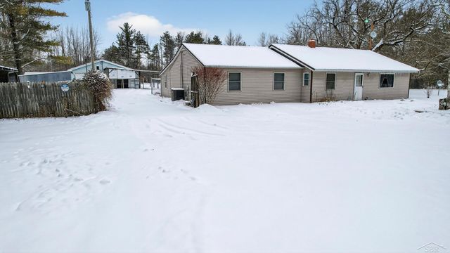 3636 E Nielson Road, Coleman, MI 48618
