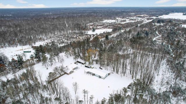 3636 E Nielson Road, Coleman, MI 48618