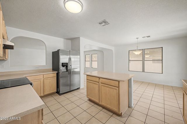 454 W COTTON Lane, Gilbert, AZ 85233
