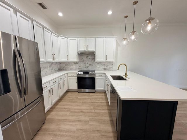 2013 E ESTHER STREET, Orlando, FL 32806