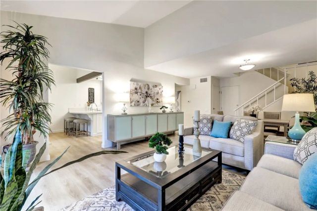 5020 E Atherton Street, Long Beach, CA 90815