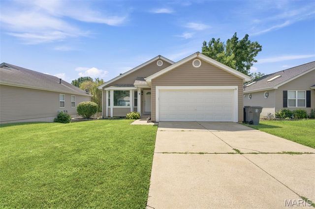9 Queensboro Drive, St Peters, MO 63376