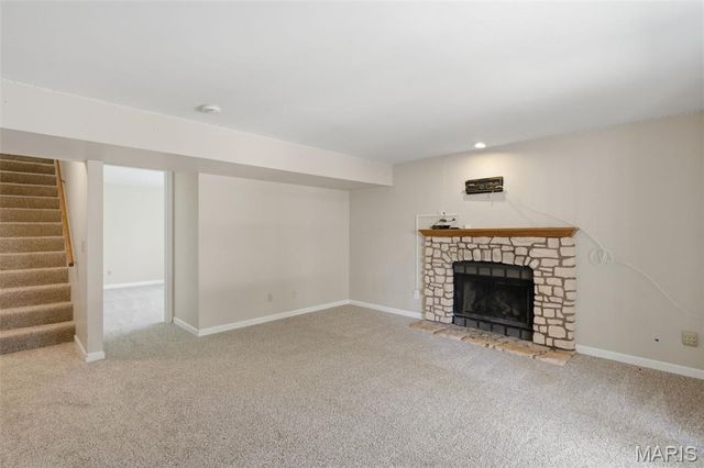 9 Queensboro Drive, St Peters, MO 63376