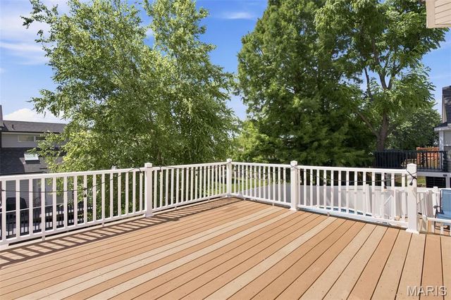 9 Queensboro Drive, St Peters, MO 63376