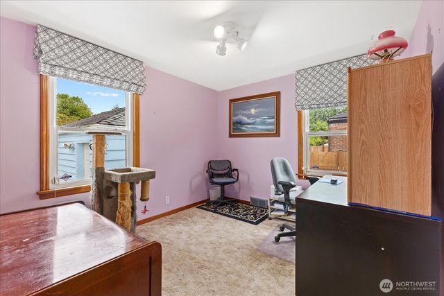 328 Garden Avenue N, Renton, WA 98057