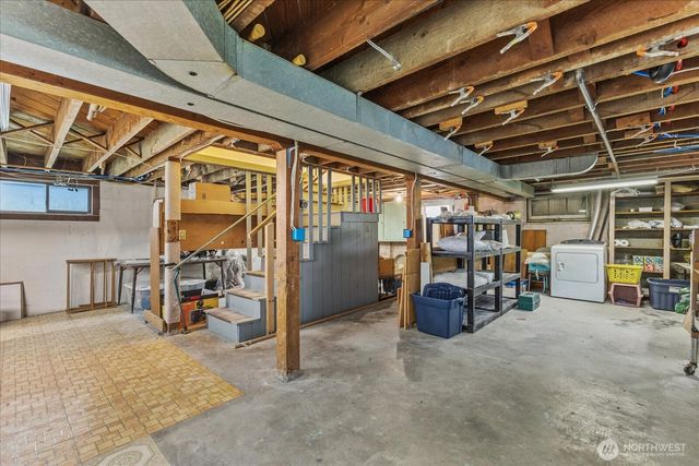 328 Garden Avenue N, Renton, WA 98057