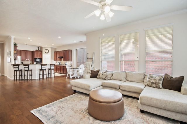 28 Misty Harbor E, Montgomery, TX 77356