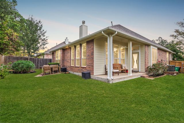 28 Misty Harbor E, Montgomery, TX 77356