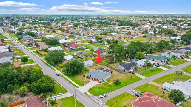 1130 SW Alcantarra Boulevard, Port St. Lucie, FL 34953