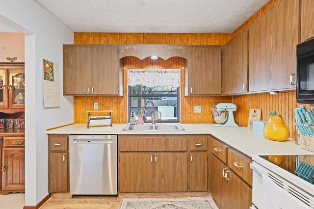 1130 SW Alcantarra Boulevard, Port St. Lucie, FL 34953