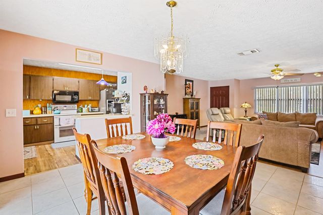 1130 SW Alcantarra Boulevard, Port St. Lucie, FL 34953