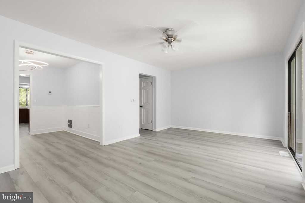 Image 17 of property listing at 404 PEACH CT, Annapolis, MD 21409