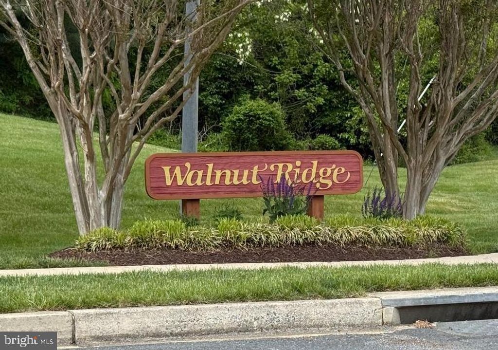 Image 40 of property listing at 404 PEACH CT, Annapolis, MD 21409