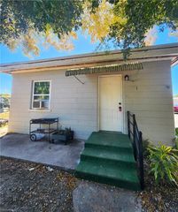 2996 Francis AVE 1, Naples, FL 34112