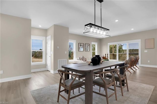 52 North Lawson RD, Poquoson, VA 23662