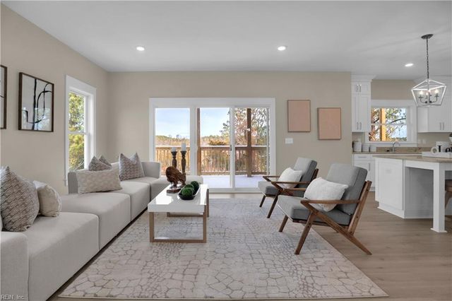 52 North Lawson RD, Poquoson, VA 23662