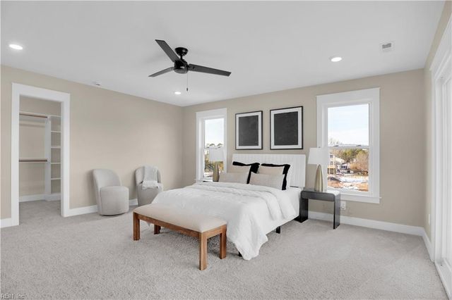 52 North Lawson RD, Poquoson, VA 23662