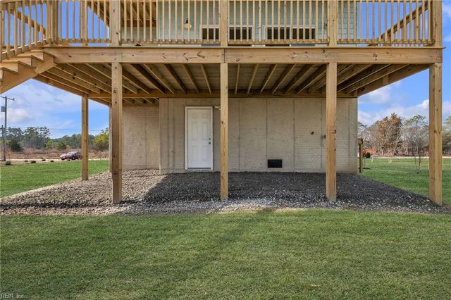 52 North Lawson RD, Poquoson, VA 23662