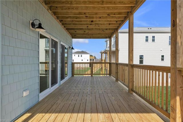 52 North Lawson RD, Poquoson, VA 23662