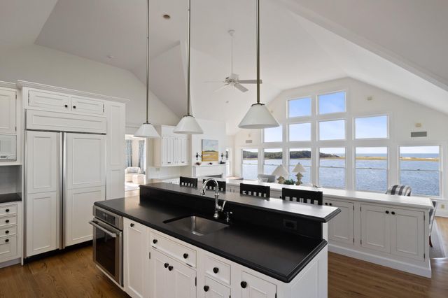 1035 Chequessett Neck Road, Wellfleet, MA 02667