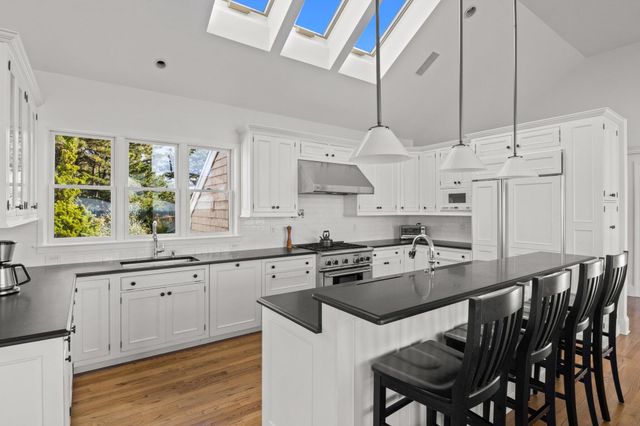 1035 Chequessett Neck Road, Wellfleet, MA 02667