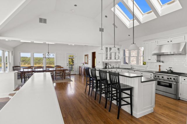 1035 Chequessett Neck Road, Wellfleet, MA 02667