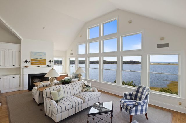 1035 Chequessett Neck Road, Wellfleet, MA 02667